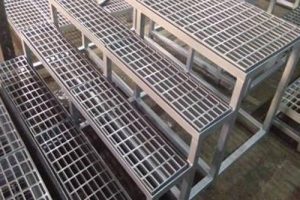 staircase-assembly-grating-500x500